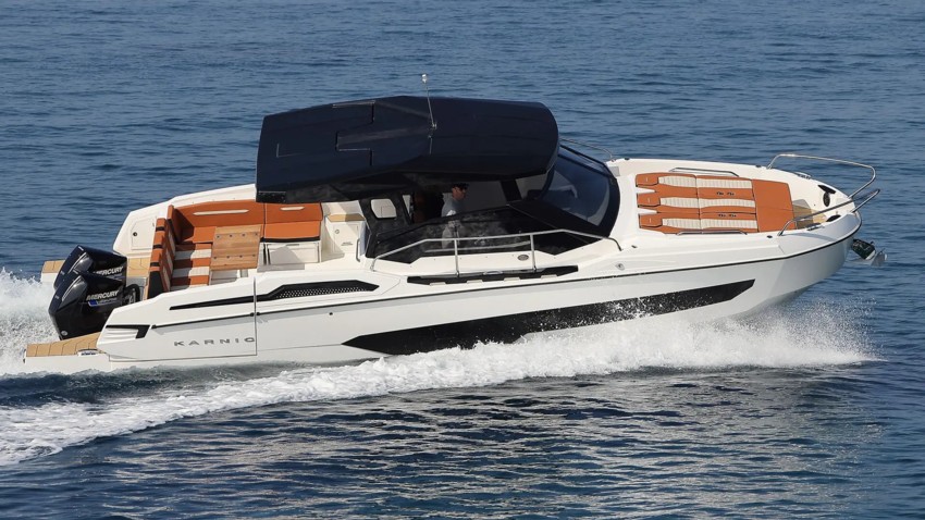 Karnic CS10-01.jpg