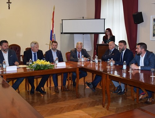 Pontonska komunalna luka 