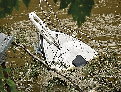 Zasjeda ispod površine