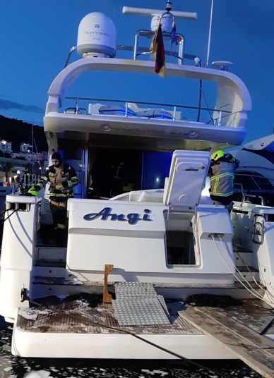 Požar u ACI marini