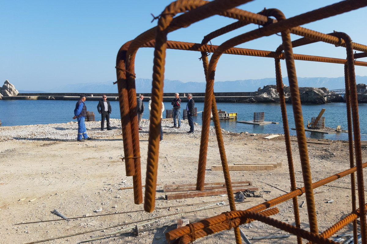 Rekonstrukcija do jeseni