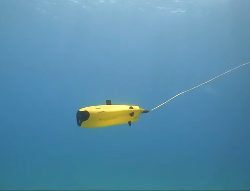 Podvodni dronovi i djeca