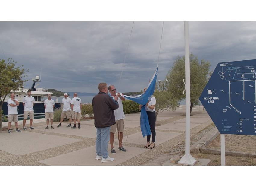 Plava zastava za ACI marinu Cres