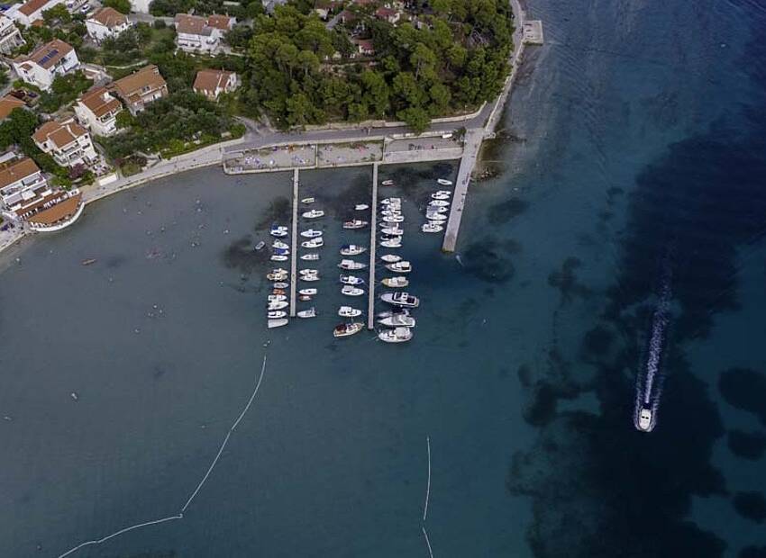 Rekonstrukcija luka Melak i San Marino