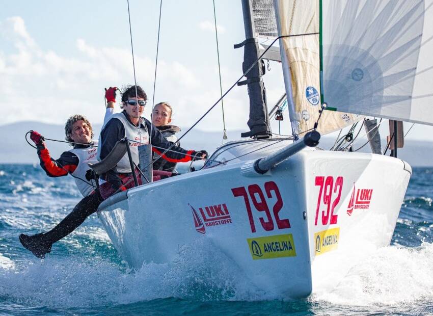 Sjajna tri dana jedrenja