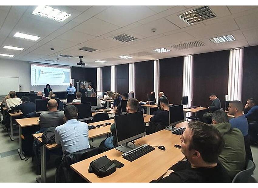 Stručno osposobljavanje pomorskih i lučkih redara