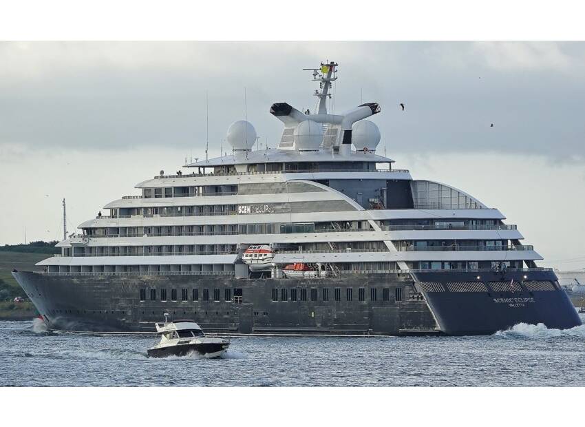 Još jedan polarni kruzer