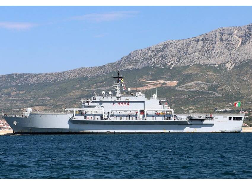 Posjet talijanskog broda San Giusto HRM-u i gradu Splitu