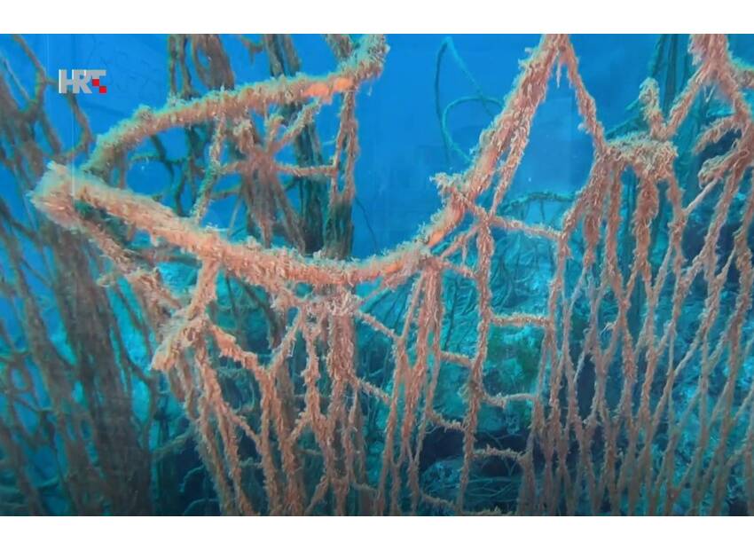 Mikroplastika preplavila Jadran