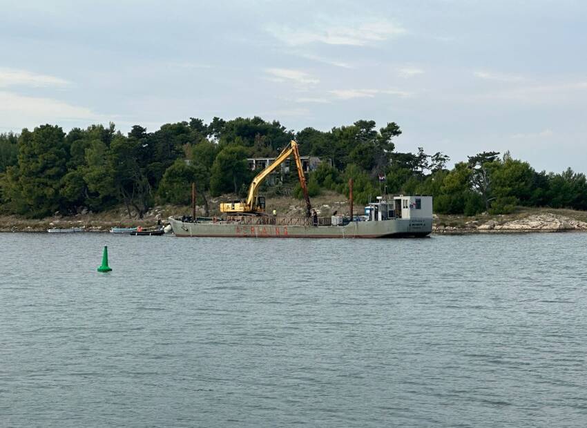 Uklanjanje naplavnog sloja u Ninskoj uvali