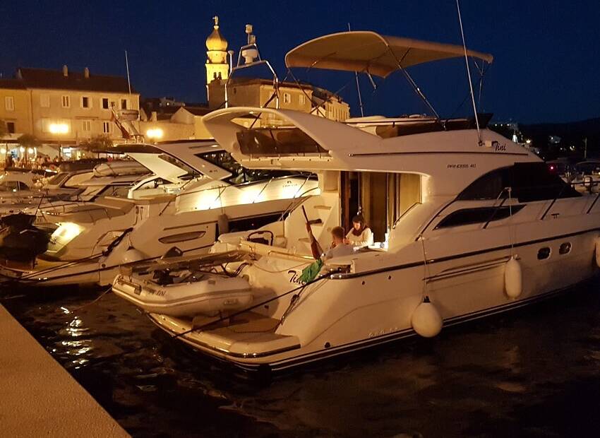 Marine se pretvaraju u nautičke resortove