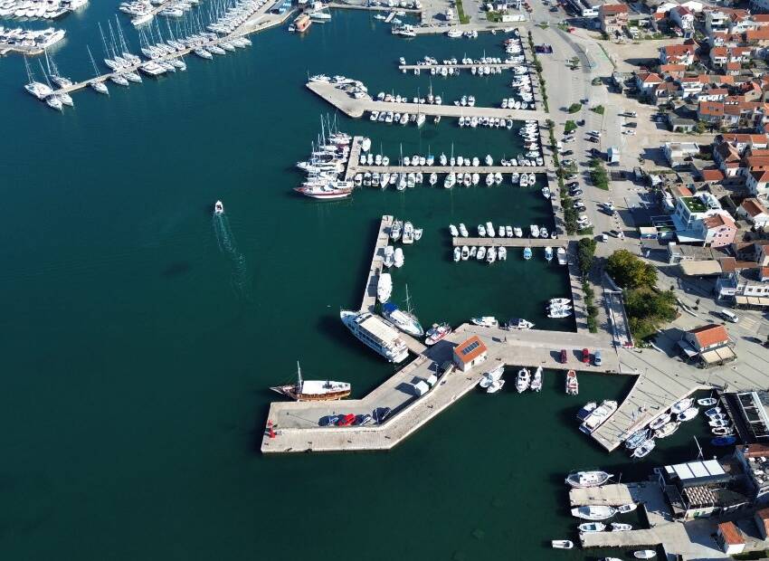 Rekonstrukcija luke Murter