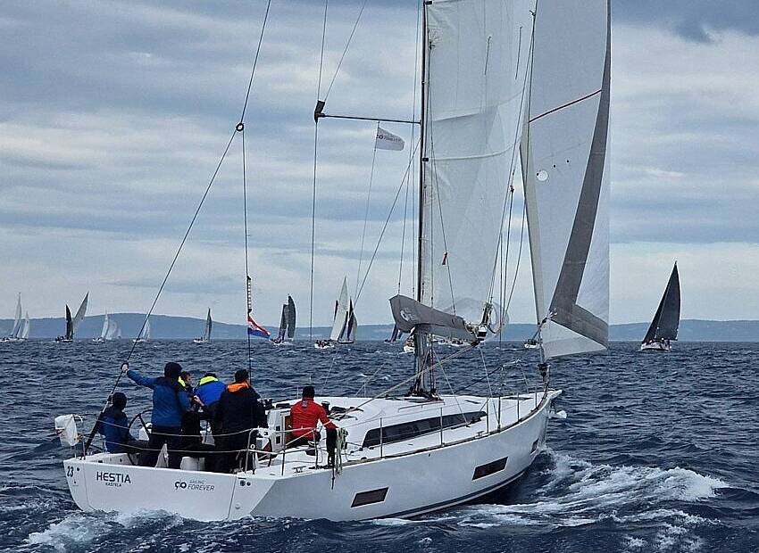 35. Komiška regata