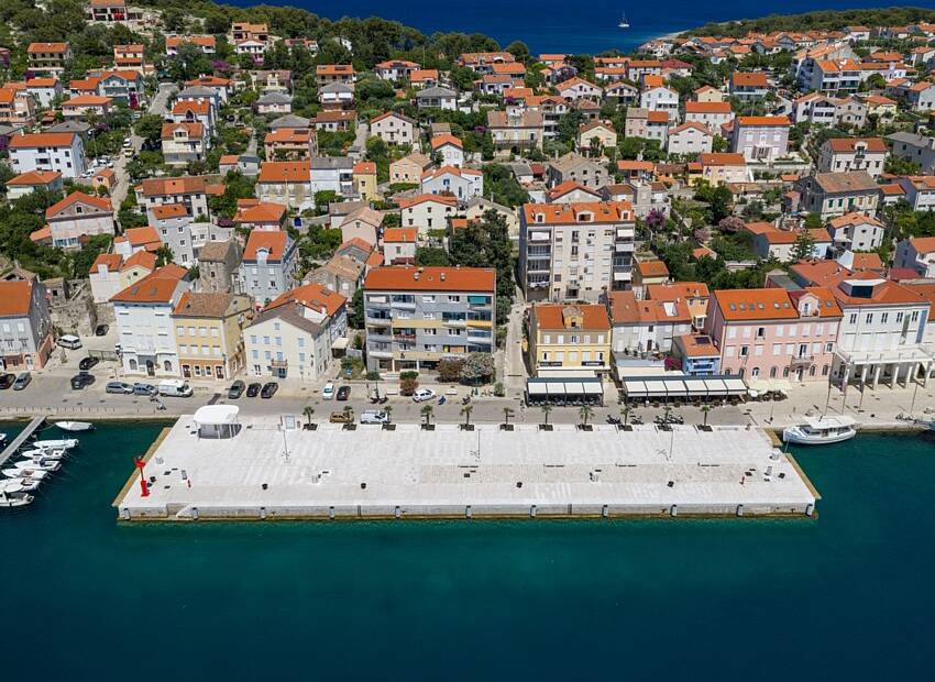 Svečano otvorena obnovljena Vela riva