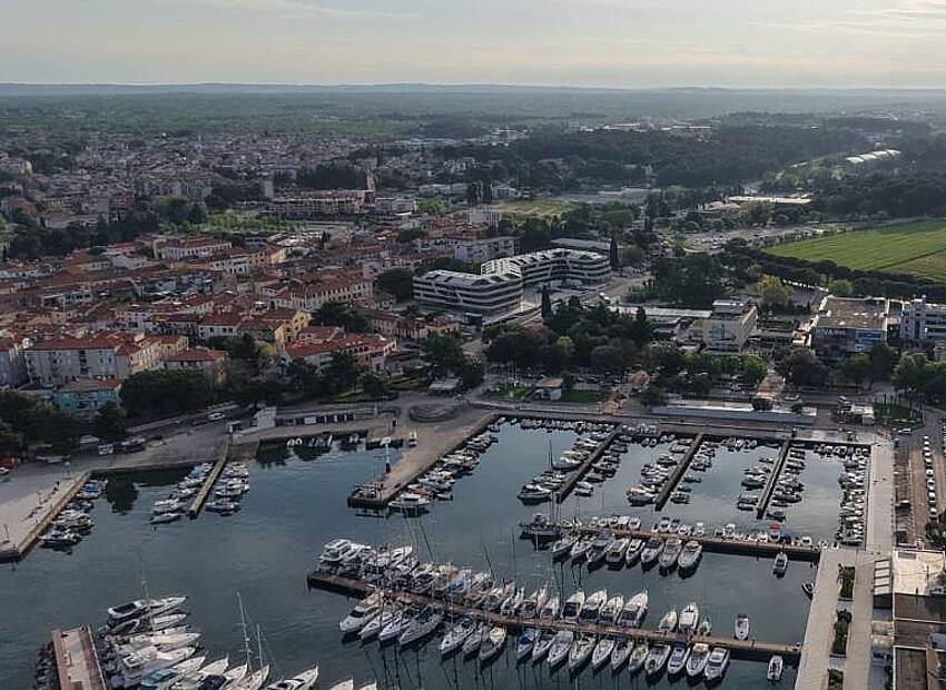 Privremeno zatvaranje benzinske postaje u luci Poreč