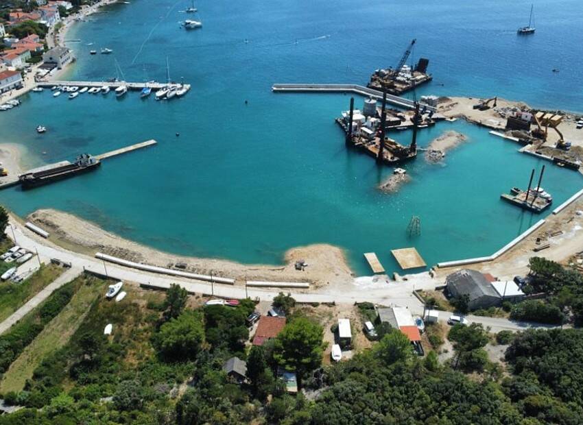 Novi obrisi luke Martinšćica