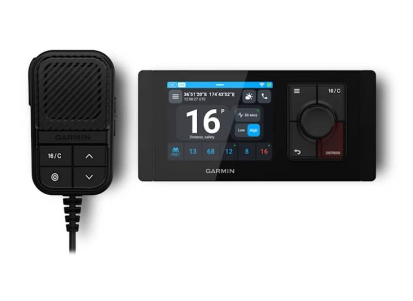 Garmin Signal VHF radio 400 i 220